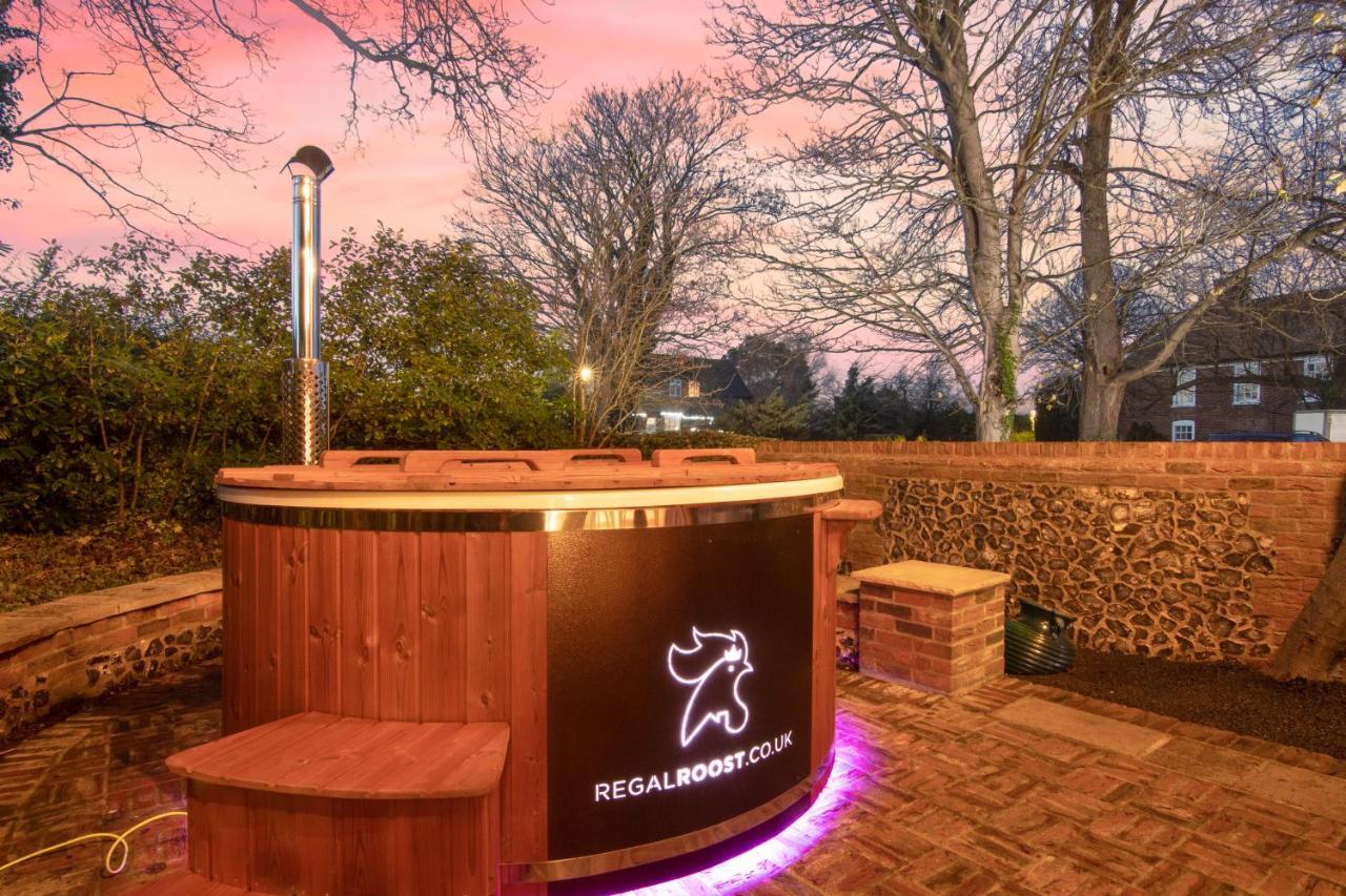 The Roost Group - The Coach House - Hot Tub Villa Gravesend Eksteriør bilde