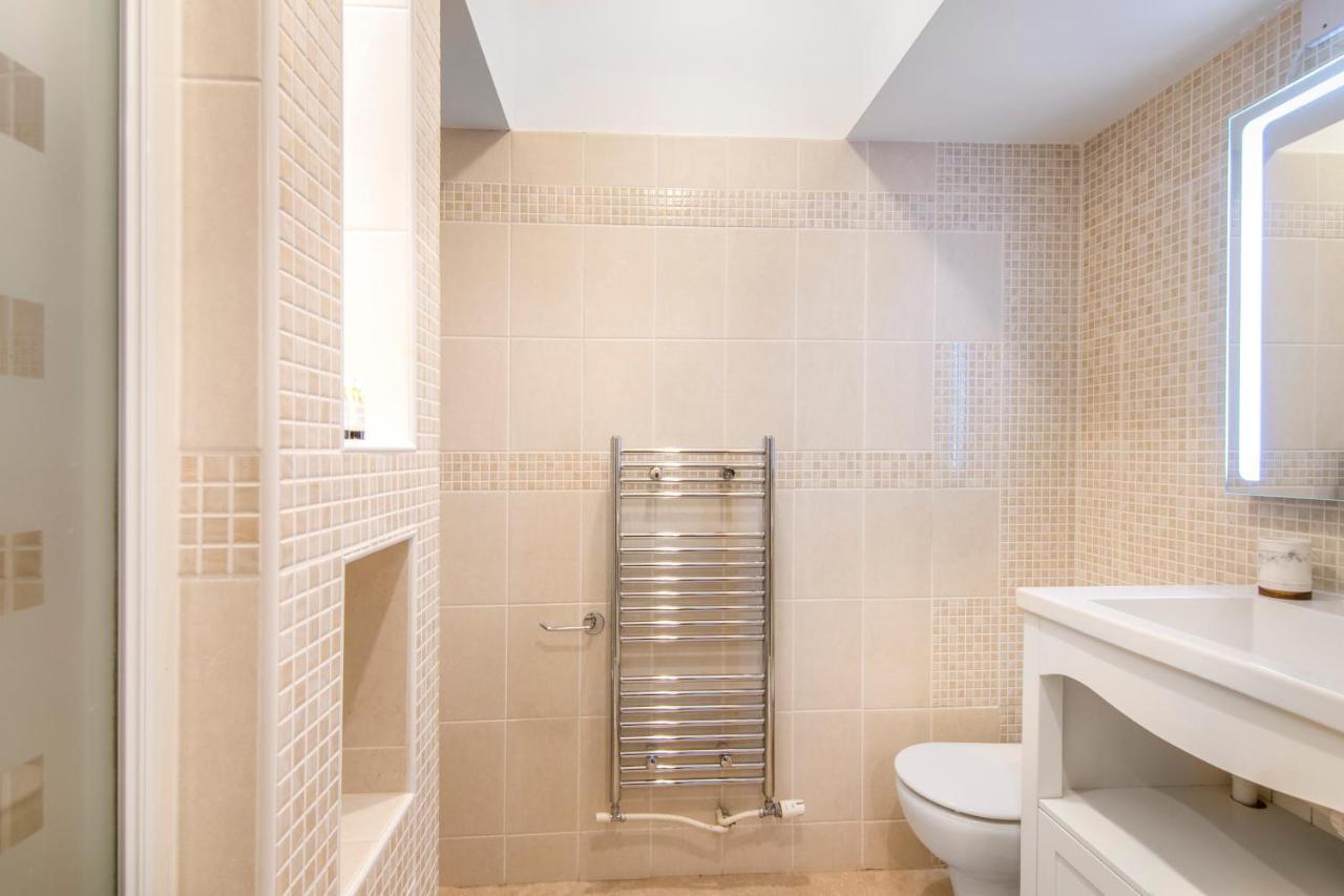 The Roost Group - The Coach House - Hot Tub Villa Gravesend Eksteriør bilde