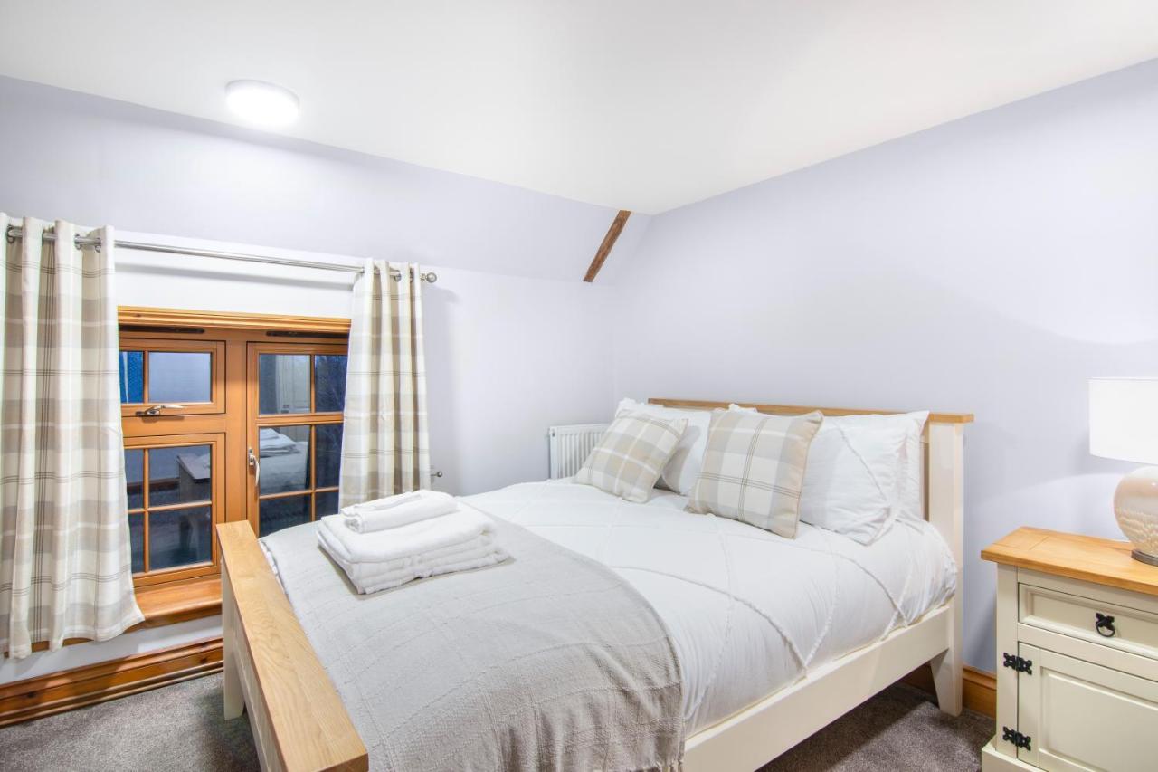 The Roost Group - The Coach House - Hot Tub Villa Gravesend Eksteriør bilde