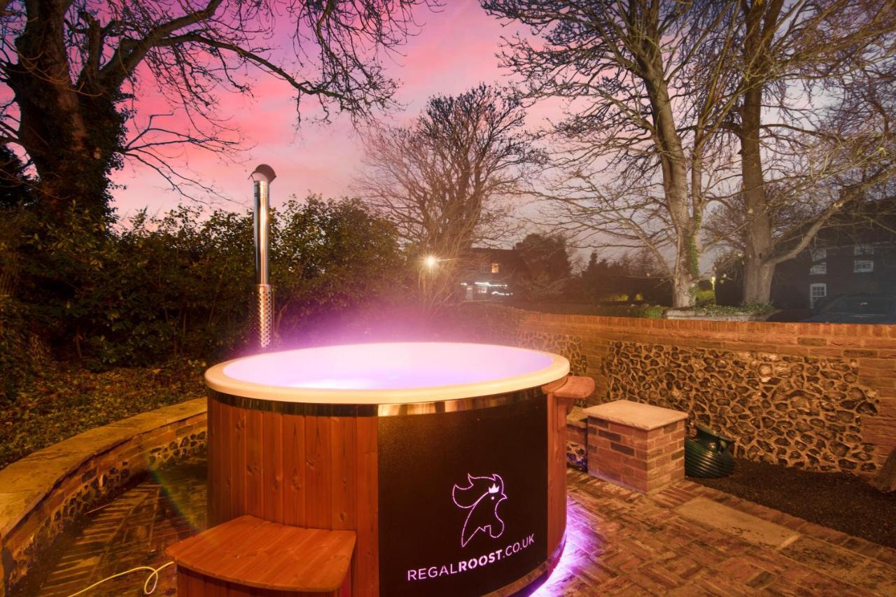 The Roost Group - The Coach House - Hot Tub Villa Gravesend Eksteriør bilde